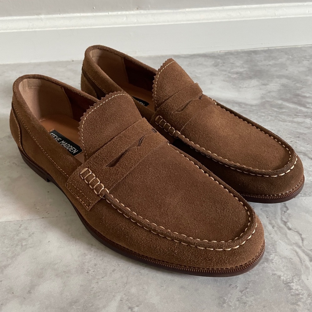 Steve Madden Ramsee suede penny loafers, size 8
